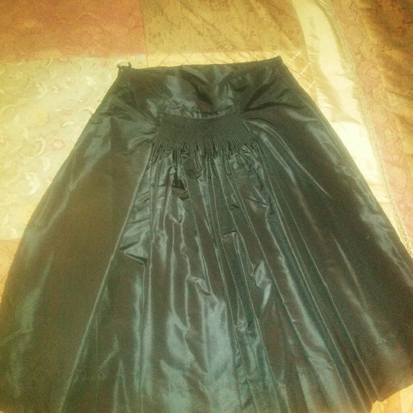 AKRIS SILK SKIRT - Picture 4 of 6